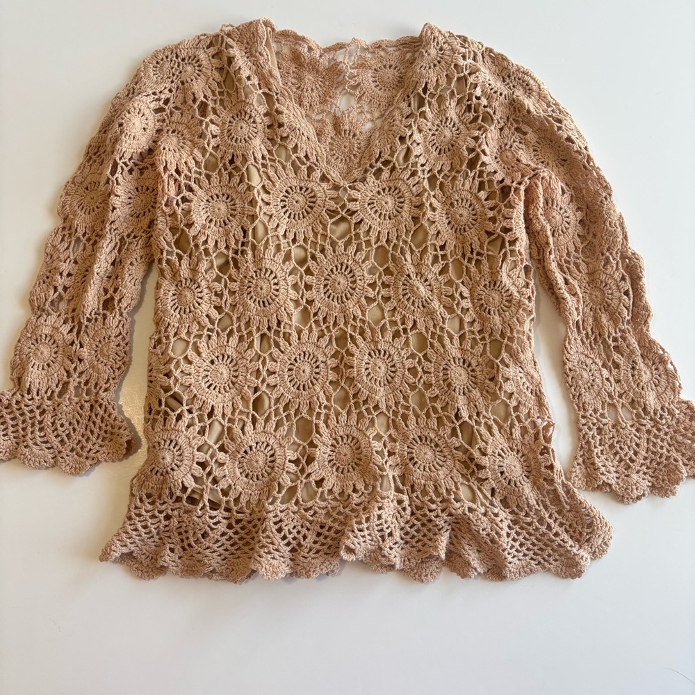 BN2 Crochet Lace Skin Tone Tan Long Sleeve Blouse Boho‎ Chic Festival XS